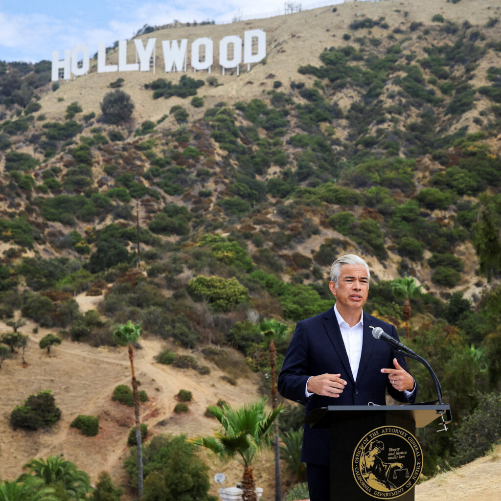 Paramount and California to Hold Preliminary Talks on Warner Bros. Deal