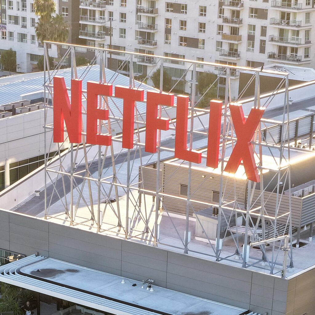 Netflix, Facing Slowing Growth, Cuts 6% of Its Work Force